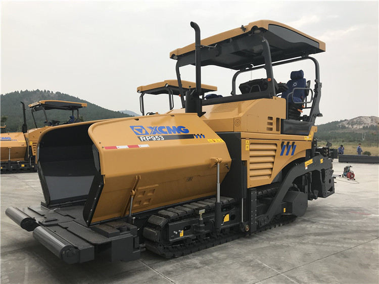 XCMG Official Road Machinery 9.5m RP953 Concrete Paver machine price